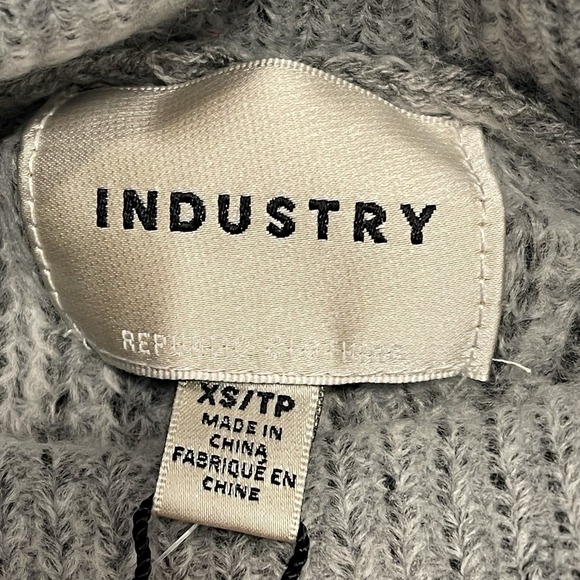 Industry Republic Women's XS Gray Heather Mock Neck Cable Knit Puffed Sleeves - Picture 8 of 11